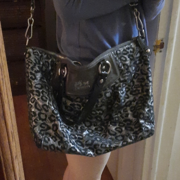 Coach Bag - Picture 5 of 7